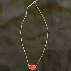 Kendra Scott necklace
